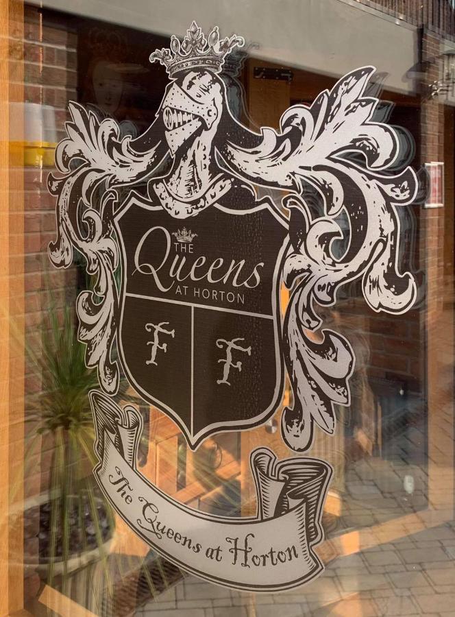 The Queens At Horton Telford Esterno foto